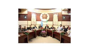 کارآفرین برتر کشور: دانشگاه ها باید محل فروش فناوری  باشند