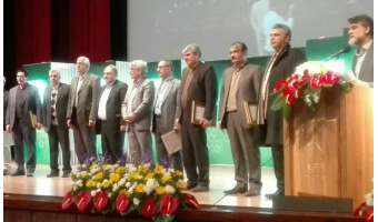 تقدیر از  دکتر عباس زراعت به دلیل انتخاب دانشگاه کاشان به عنوان دانشگاه برتر مدیریت سبز در"نخستین همایش بین‌المللی دانشگاه سبز"