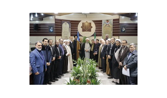 گزارش تصویری تجلیل از سی سال خدمات علمی و قرآنی  حجت الاسلام والمسلمین دکتر عبدالله موحدی محب
