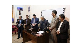 تجلیل از دکتر سید محمد راستگوفر استاد گروه زبان و ادبیات فارسی دانشگاه کاشان