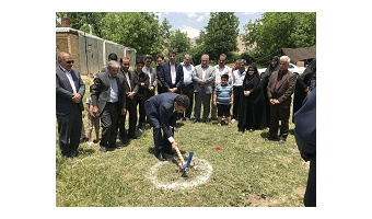 با همکاری پژوهشکده اسانس های طبیعی دانشگاه کاشان عملیات ساخت اولین کارگاه سبز کشور در حوزه تولید فرآورده های گیاهان دارویی و معطر در خرم آباد آغاز شد