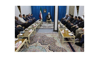 دیدار هیات رئیسه و مسئولان دانشگاه کاشان با حضرت آیت الله نمازی در آغازین روزهای سال تحصیلی جدید