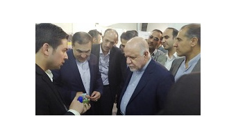 ارائه دستاوردهای نانو دانشگاه کاشان در دوازدهمین جشنواره فناوری نانو و بازدید وزیر نفت ومعاون علمی و فناوری ریاست جمهوری از محصولات نانو دانشگاه کاشان