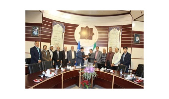 تجلیل از مدیریت اداری و پشتیبانی دانشگاه