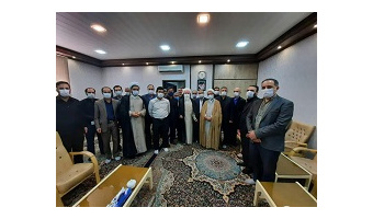 دیدار جمعی از بسیجیان دانشگاه کاشان با نماینده ولی فقیه و امام جمعه کاشان