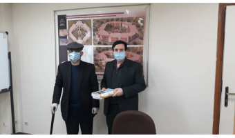 تقدیر رئیس دانشگاه کاشان از بنیانگذار شاعا و چهره ماندگار آزمایشگاهی کشور