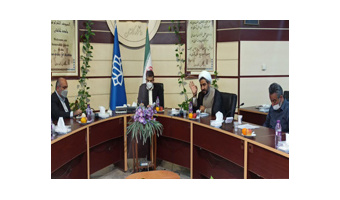 دانشگاهیان برای حل مشکلات جامعه راهکار ارائه دهند