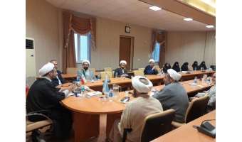 توجه اساتید معارف به مسائل روز کشور و جامعه بسیار اهمیت دارد