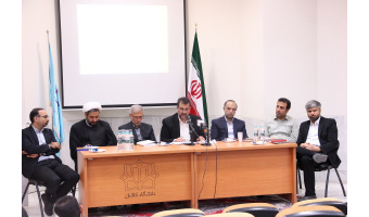 نشست اعضای هیات رئیسه دانشگاه کاشان با اساتید دانشکده علوم انسانی و حقوق