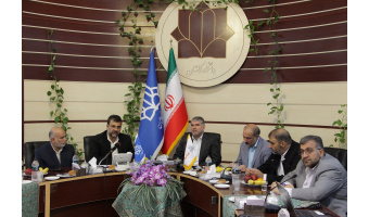 حضور مدیرعامل گروه خودروسازی سایپا در دانشگاه کاشان و برگزاری نشست مشترک کاری