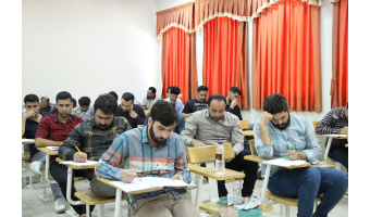 گزارش تصویری برگزاری آزمون استخدامی آموزش و پرورش در دانشگاه کاشان
