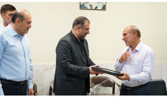 تقدیر از دکتر دشت بزرگی مترجم کتاب کشف المُراد فی شَرح تجریدِ الاِعتِقاد