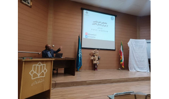 سمینار "نمادهای اخترشناسی از دوران باستان تاکنون" در دانشکده فیزیک دانشگاه کاشان برگزار شد