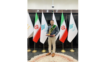 دانشجوی دکترای رشته  علوم و فناوری نانو دانشگاه کاشان جایزه البرز ۱۴۰۳ را دریافت کرد