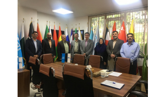 نشست رئیس و معاون آموزشی دانشکده منابع طبیی و علوم زمین با مدیر کل آبخیزداری و حفاظت خاک سازمان منابع طبیعی و آبخیزداری کشور و مدیر مرکز بین‌المللی مدیریت جامع حوزه‌های آبخیز تحت نظارت یونسکو